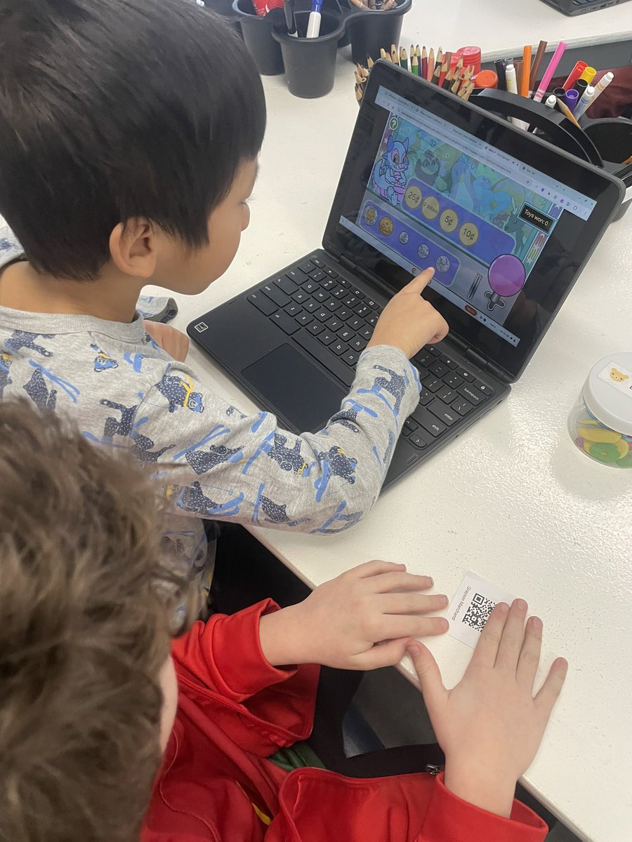 mrsvincelliSEAS's tweet image. Intro to coins with #mathup coin carnival game!!! #ocsbMath