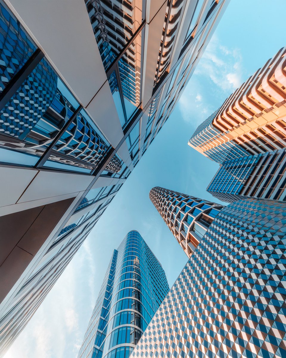 hashtagalek's tweet image. [1/🧵]Chcę Wam pokazać mój największy projekt 2024, w którym sfotografowałem Górnośląsko-Zagłębiowską Metropolię📸 Z dedykacją dla tych, co myślą, że "Śląsk to tylko kopalnie i węgiel". To jest kopalnia,ale niezwykłych miejsc🥰

Tu Katowice i Global Office Park niczym Manhattan🏙️