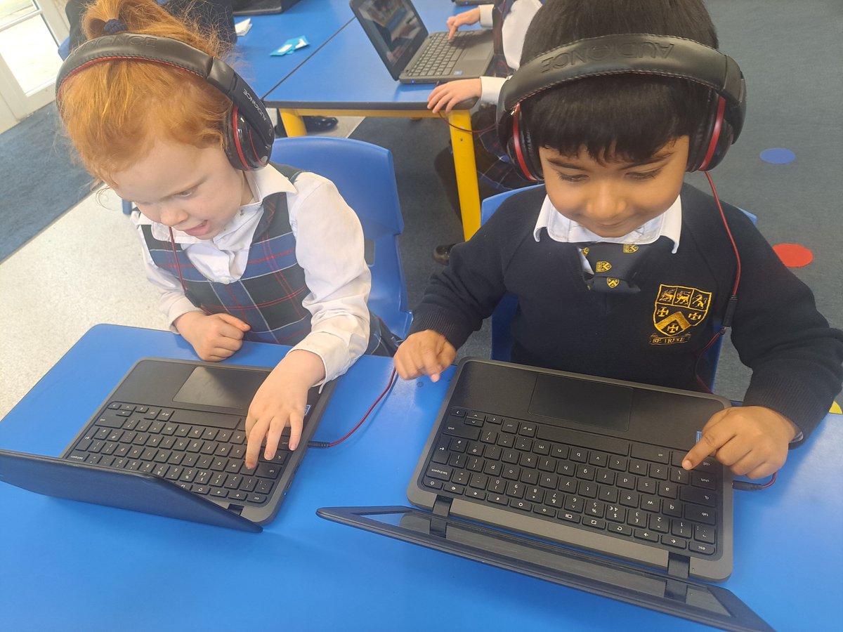 Handcross Park tweet media