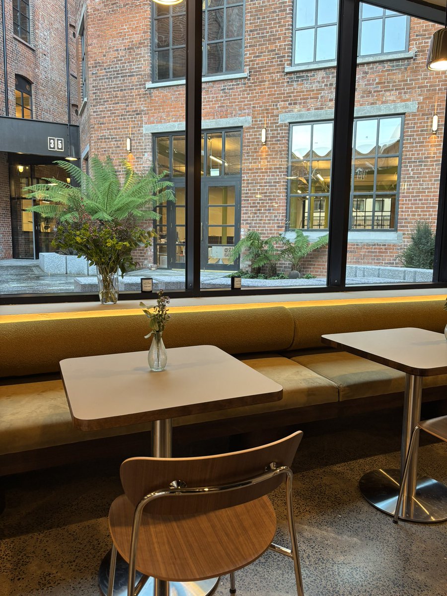 Nine Squared is now open on Queen Street! ☕️🎉

We’re delighted to welcome Nine Squared and this investment into the Belfast One area! They’re offering £1 coffee until 9th feb (first 300 coffees daily!) so make sure to stop by and try!

#belfast #belfastone #ninesquaredbelfast