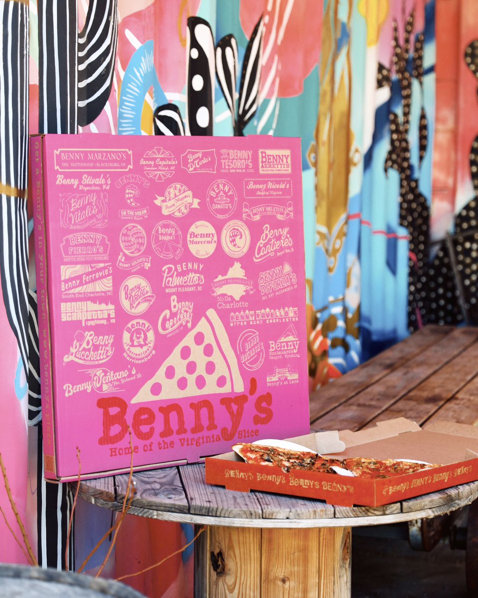 Pretty in Pink! 💘🍕 Our iconic pink Benny’s boxes are here just in time for V-Day! Skip the flowers and surprise your special someone with the gift of Benny’s!