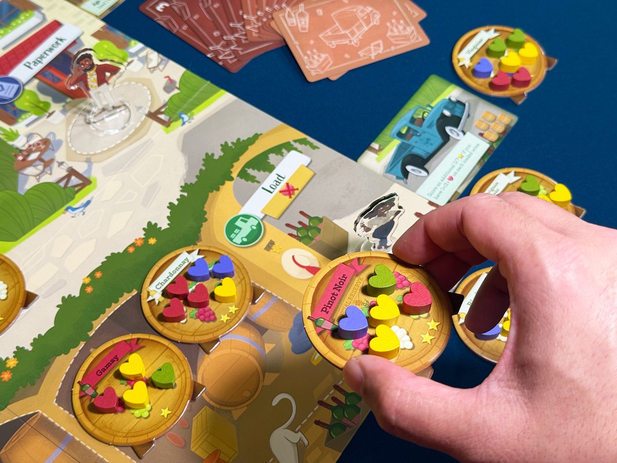 🍇🍷 Are you ready for Vineyard? The perfect pairing of shared worker placement and action selection is coming to Kickstarter February 11th! Make sure you're signed up to join us on day one! 😃
kickstarter.com/projects/ebara…