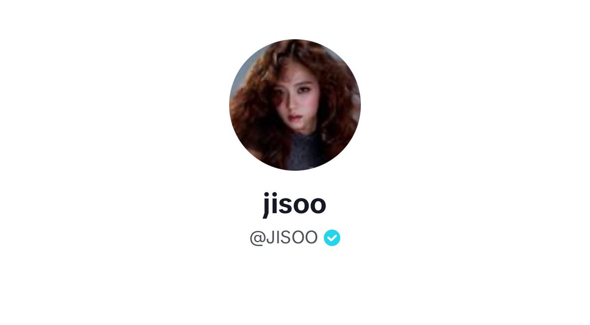 NEWSJISOO's tweet photo. #JISOO has opened TikTok account. 
https://t.co/MVgbfppAwS https://t.co/LZkFDfCVZ4