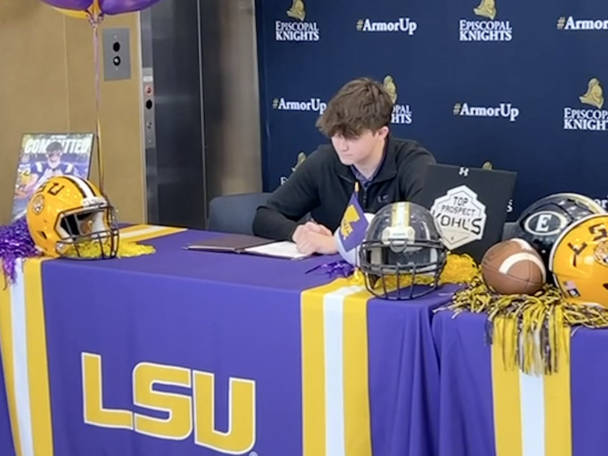 SilasHall_LS's tweet image. Officially a Tiger!  ✝️

@LSUfootball @Coach_AAnand @Ryanjack34 @CoachBrianKelly @RecruitsLsu @KohlsSnapping @HKA_Tanalski @EHSBRAthletics @BobbyBarham_LSU