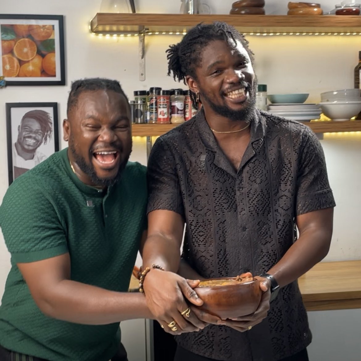 Episode 2
Peniel  <a href="/penieltheartist/">ABIOLA</a> and King <a href="/kingmartins_/">King</a> 
PLATES OF FRIENDSHIP BY FOLA STAG
Full Video dropping tomorrow