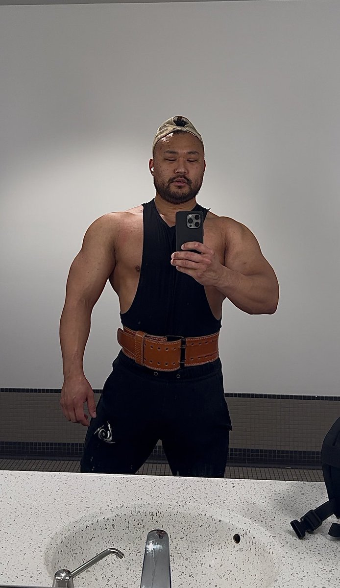 Mt Everest of #findom