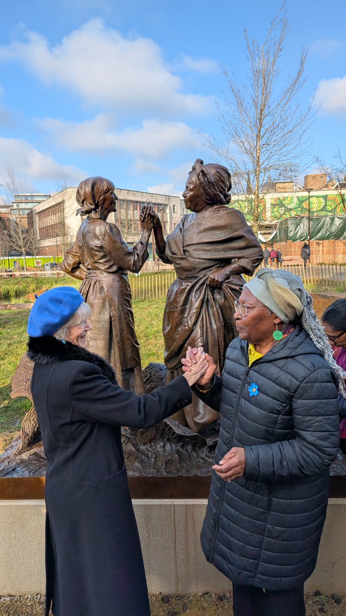 🏹 My Nottingham (@mynottingham) on Twitter photo Fantastic to see the new Standing In This Place statue unveiled today at #Nottingham's Green Heart. Commissioned by <a href="/JusticeMuseum/">National Justice Museum</a>, it is the work of sculptor Rachel Carter and represents the role of women in the transatlantic cotton trade. More here...
mynottinghamnews.co.uk/uk-first-sculp… Fantastic to see the new Standing In This Place statue unveiled today at #Nottingham's Green Heart. Commissioned by <a href="/JusticeMuseum/">National Justice Museum</a>, it is the work of sculptor Rachel Carter and represents the role of women in the transatlantic cotton trade. More here...
mynottinghamnews.co.uk/uk-first-sculp…