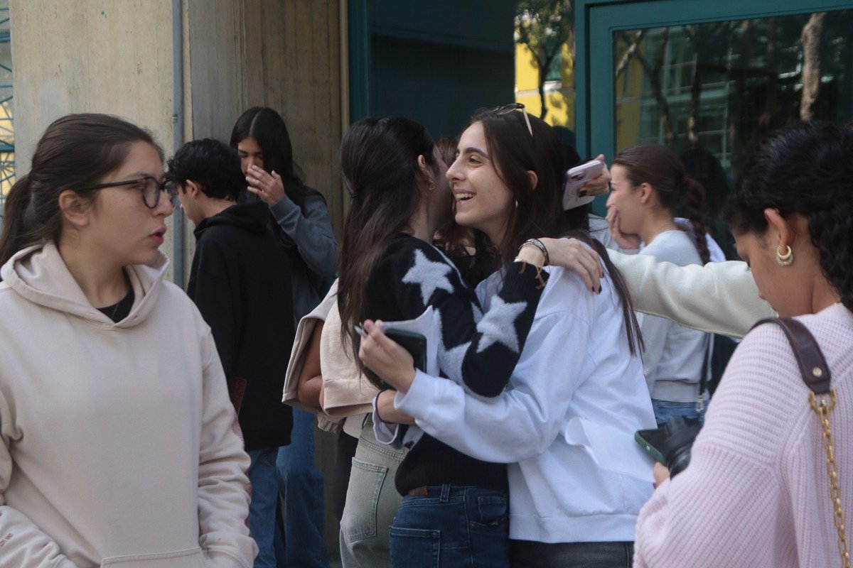 enlaucab's tweet image. Apostando por el futuro: así fue la prueba de conocimientos en la #UCAB

El sábado #1feb se realizó la primera prueba de ingreso de 2025. Más de 500 jóvenes presentaron, en el campus Montalbán, el examen para optar por un cupo en alguna de las 18 carreras que ofrece la…