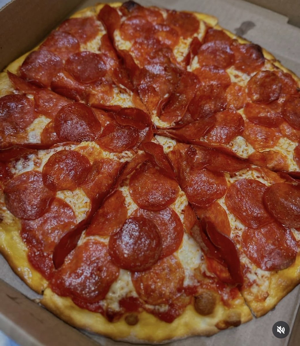 TensaiMovil's tweet photo. Pizza vibes 🍕 https://t.co/5hpJ44D8uv