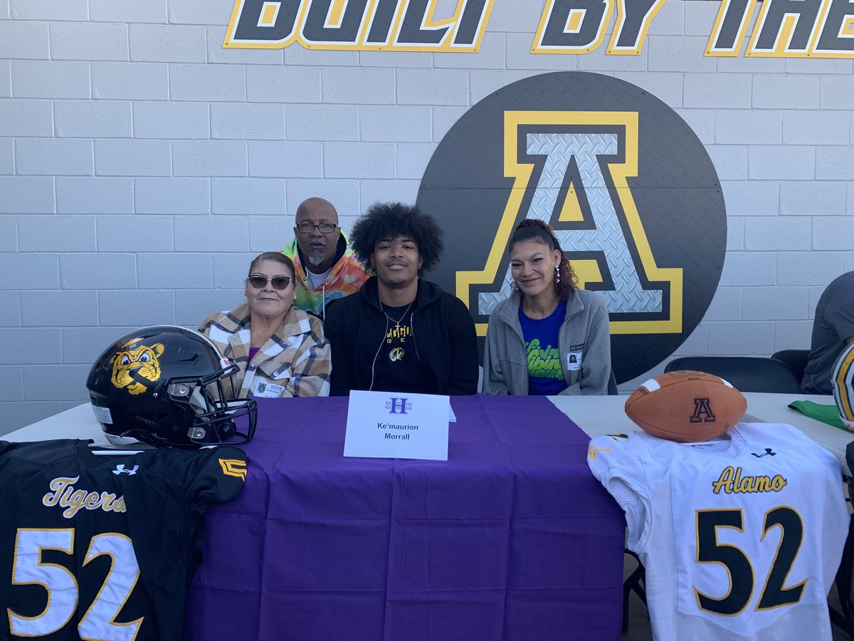 Charles Winiecki tweet media