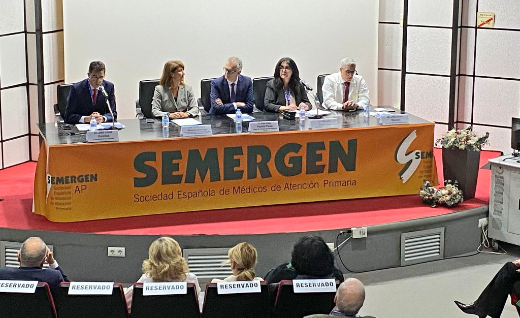 SEMERGEN | Médicos de Atención Primaria (@semergenap) on Twitter photo #EUNNTTSEMERGEN25 📢Inauguración del European Meeting Artificial Inteligence & eHEALTH organizado por <a href="/Ticsemergen/">iSaluDigital Semergen</a>
Participan: Excmo. Sr. Consejero de Salud Región de Murcia, D. Juan José Pedreño Planes,Sra. Tercera Teniente de alcalde y concejal del área de Política social, #EUNNTTSEMERGEN25 📢Inauguración del European Meeting Artificial Inteligence & eHEALTH organizado por <a href="/Ticsemergen/">iSaluDigital Semergen</a>
Participan: Excmo. Sr. Consejero de Salud Región de Murcia, D. Juan José Pedreño Planes,Sra. Tercera Teniente de alcalde y concejal del área de Política social,