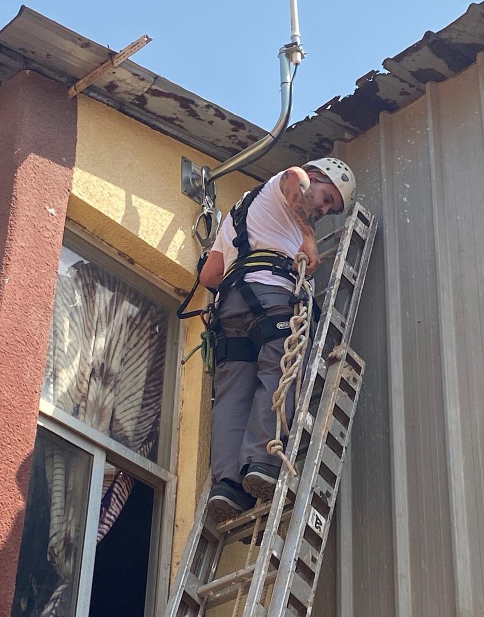 emergencias_gc's tweet photo. Cuando sumamos esfuerzos surge la magia. 

Nos encanta compartir experiencias y ampliar la familia con la incorporación de la Policía Canaria y Servicios Electrónicos dentro del programa de @Starupoficial para la seguridad de Gambia https://t.co/CswZKnogr7