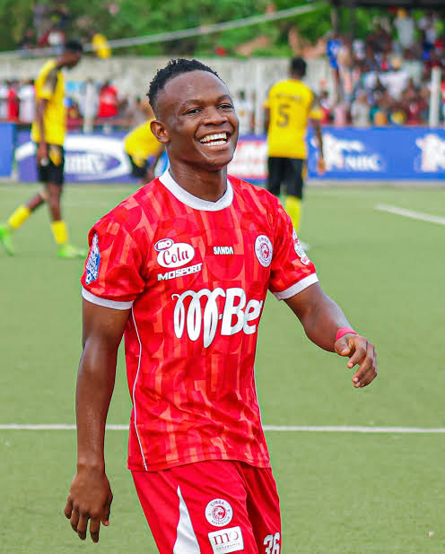 Headboy wa mtaa tweet media