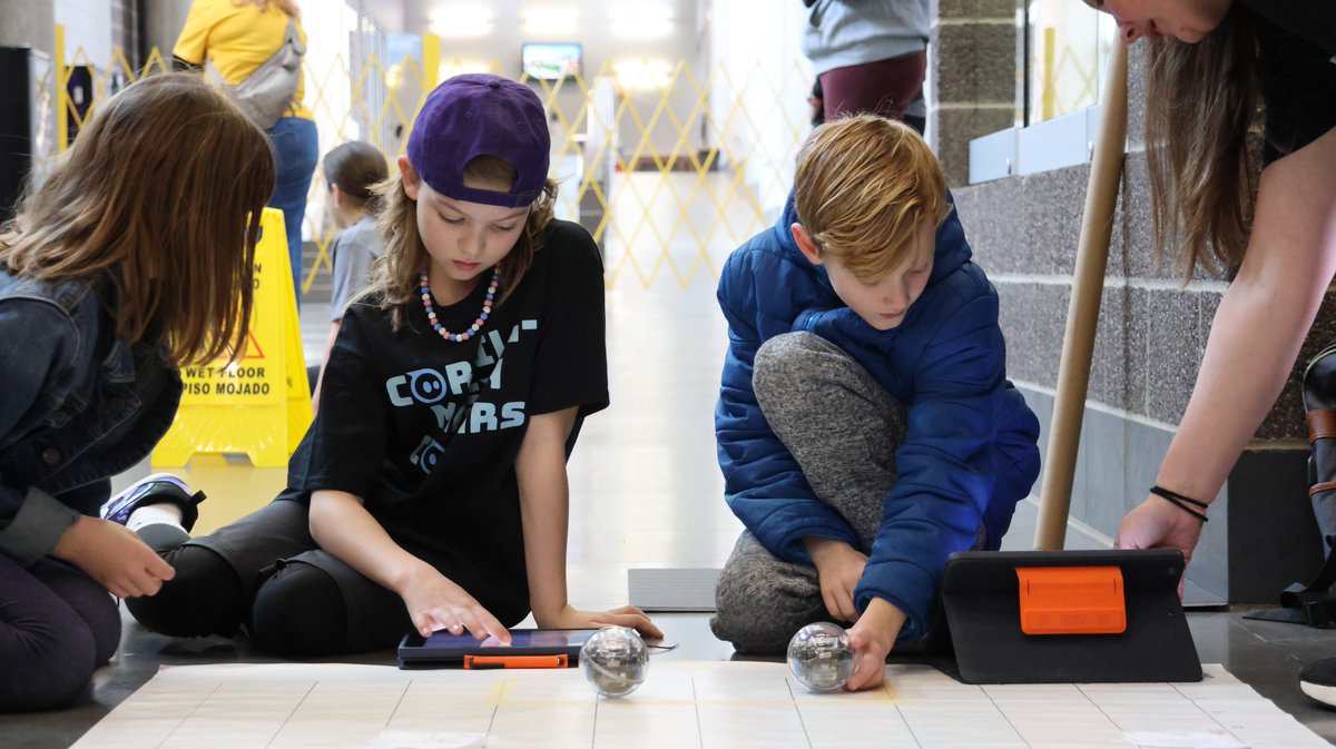 BSSDnews's tweet photo. BSSD held its first Sphero Challenge Competition! 🤖

Each elementary school competed in the K-2 Indi Teams &/or 3-5 Bolt Team categories, while the middles schools included the 6-8 Bolt Teams and 6-8 RVR+ Teams leagues. Congratulations to the winners, and best of luck at the Missouri Sphero Global Challenge Competition on March 1st.

K-2 Indi Champions:
1st – @bssdvse
2nd – @JWEWarriors & @tuebssd
3rd – Chapel Lakes Elementary
4th – @BSSDWBE

3-5 Bolt Champions:
1st – @BSSDSPE 
2nd – @bssdvse 
3rd – @fse_mustangs 
4th – @bssdlfe 

6-8 Bolt Champions:
1st – @PaulKinderMS
2nd – @DwmsGators

6-8 RVR+ Champions:
1st – @BHMSEagles 
2nd – @MRMSHUSKIES 
3rd – @DwmsGators 

#WeAreBSSD