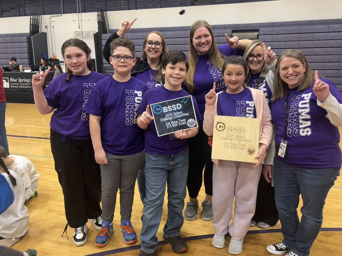 BSSDnews's tweet photo. BSSD held its first Sphero Challenge Competition! 🤖

Each elementary school competed in the K-2 Indi Teams &/or 3-5 Bolt Team categories, while the middles schools included the 6-8 Bolt Teams and 6-8 RVR+ Teams leagues. Congratulations to the winners, and best of luck at the Missouri Sphero Global Challenge Competition on March 1st.

K-2 Indi Champions:
1st – @bssdvse
2nd – @JWEWarriors & @tuebssd
3rd – Chapel Lakes Elementary
4th – @BSSDWBE

3-5 Bolt Champions:
1st – @BSSDSPE 
2nd – @bssdvse 
3rd – @fse_mustangs 
4th – @bssdlfe 

6-8 Bolt Champions:
1st – @PaulKinderMS
2nd – @DwmsGators

6-8 RVR+ Champions:
1st – @BHMSEagles 
2nd – @MRMSHUSKIES 
3rd – @DwmsGators 

#WeAreBSSD