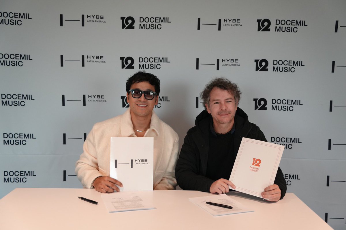 docemilmusic's tweet photo. ¡Bienvenido @adriancotamusic a #DOCEMILMUSIC! ✨🎵⭐️🎵💫Estamos muy emocionadxs de que el talentoso artista, productor, compositor y baterista mexicano se integre a la familia #TheLatinWay #AdrianCota 🤩💫🎵 https://t.co/Ht2YwpSr60