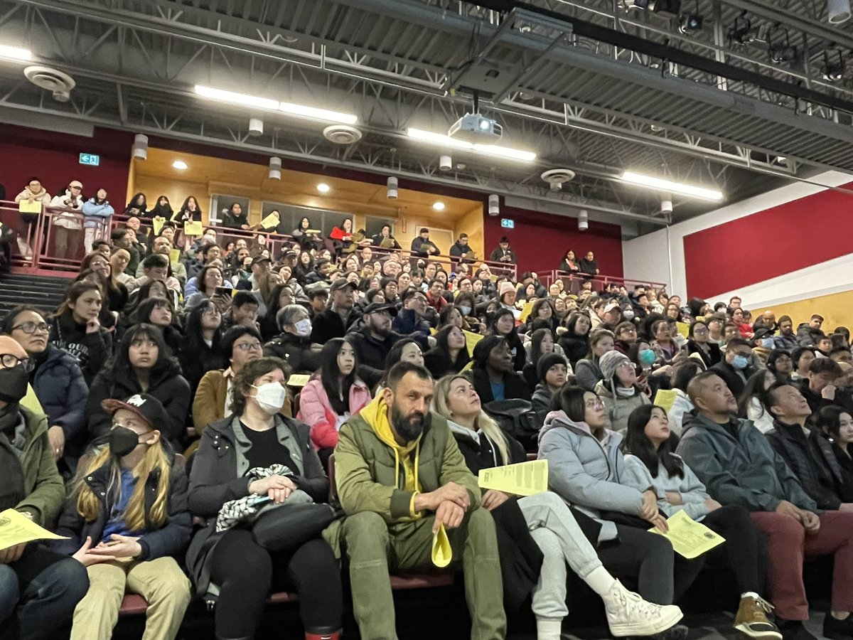 RichmondColts's tweet photo. Great meeting students and families at our Grade 7 Parent Info Night. Thank you to our Colt Ambassadors for touring and welcoming our guests. #Welcome #FutureColts #Grad2030♥️ https://t.co/ap33AordV7