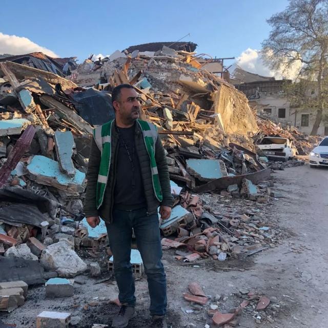 omercokal54's tweet photo. ❗Hatay
🇹🇷Doğarız Küllerimizden Bir Oluruz
Yeri Gelir Tüm Türkiye 11 il Oluruz
#İyikioradaydım 
@cokall https://t.co/x4LjeoJf5Y