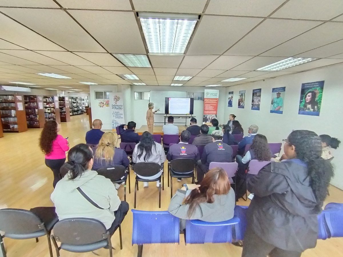 Copisaec's tweet photo. CAPACITACIÓN| Para fortalecer el Acceso a la Información Pública, todo el equipo de #COPISA, recibimos una capacitación sobre la Ley Orgánica de Transparencia y Acceso a la Información Pública #LOTAIP en @DEFENSORIAEC https://t.co/XA6oEEdbIb