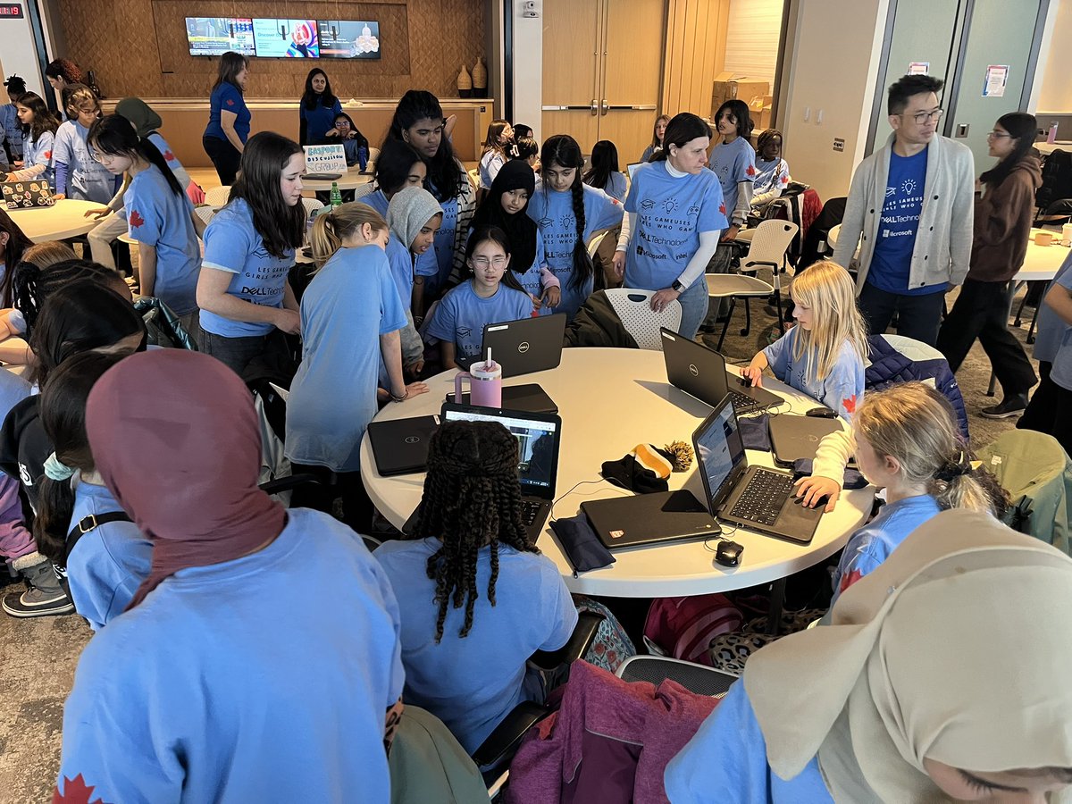 McM_MsT's tweet image. #GWG Stations – All Schools taking a moment to learn from each other – here we go!
#GirlsWhoGame🎮
🌱so much pride &amp;amp; joy
🌱highlighting their learning
🌱teamwork &amp;amp; problem solving

#STEM #DesignThinking #TeachSDGs
#GameOn #TransformEDU
@DellTech @intel #MicrosoftEDU
