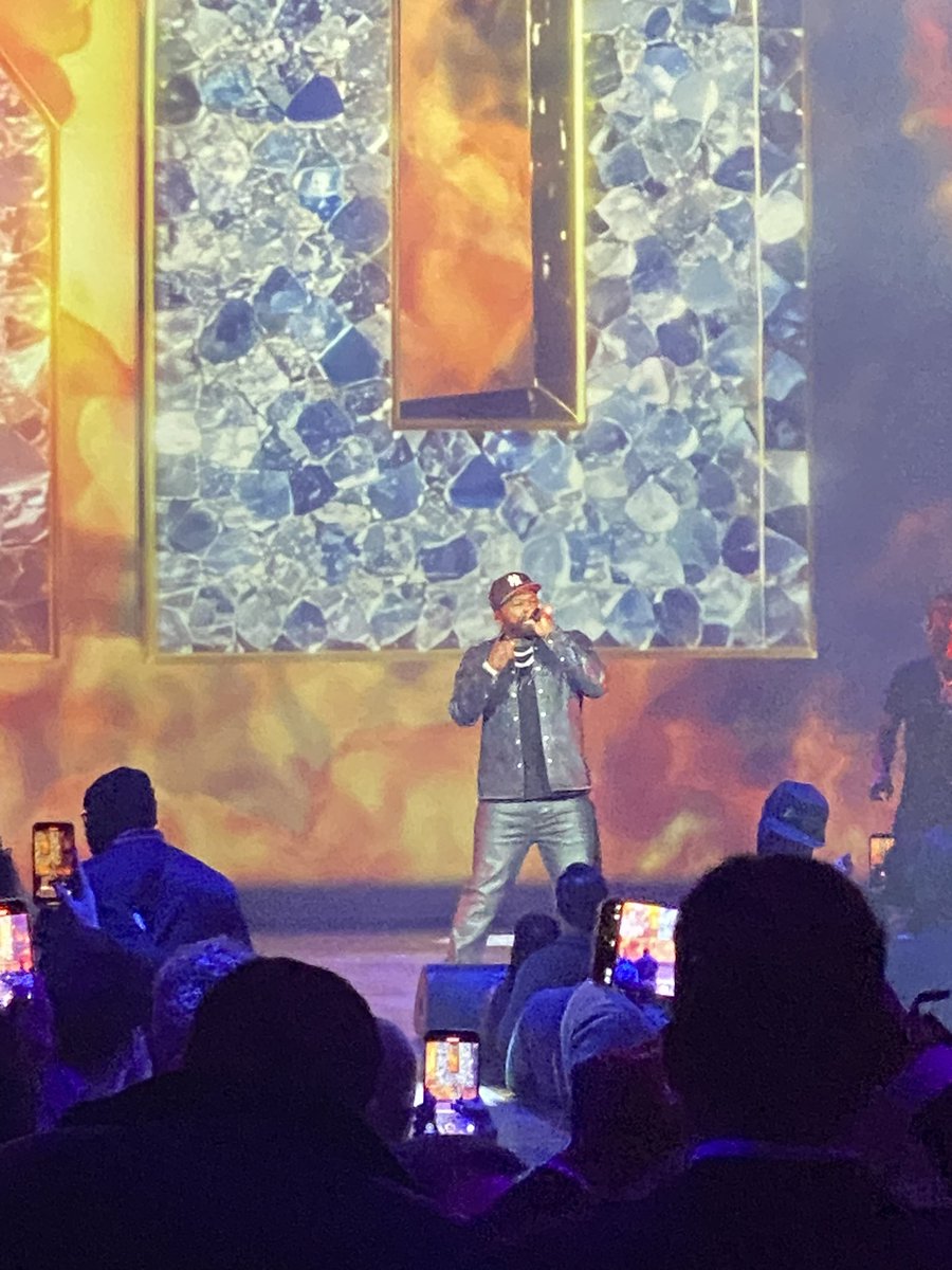 Throwback to an epic <a href="/Yahoo/">Yahoo</a> night at Voltaire Club, <a href="/VenetianVegas/">The Venetian Resort Las Vegas</a> during <a href="/CES/">CES</a> 2025! 🔥 Witnessing <a href="/50Cent/">50cent</a> live in Vegas was legendary—unmatched energy, iconic tracks, and a night to remember! 🎤🎶💥 #CES2025 #50Cent #LasVegas #TheVoltaire #HipHop