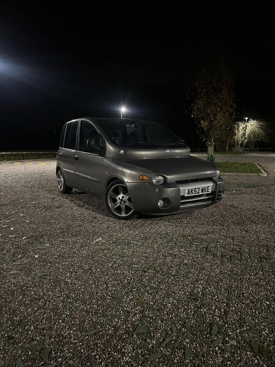 I really hate to say this, but is the Fiat Multipla starting to look.... cool? (the answer is unfortunately yes)