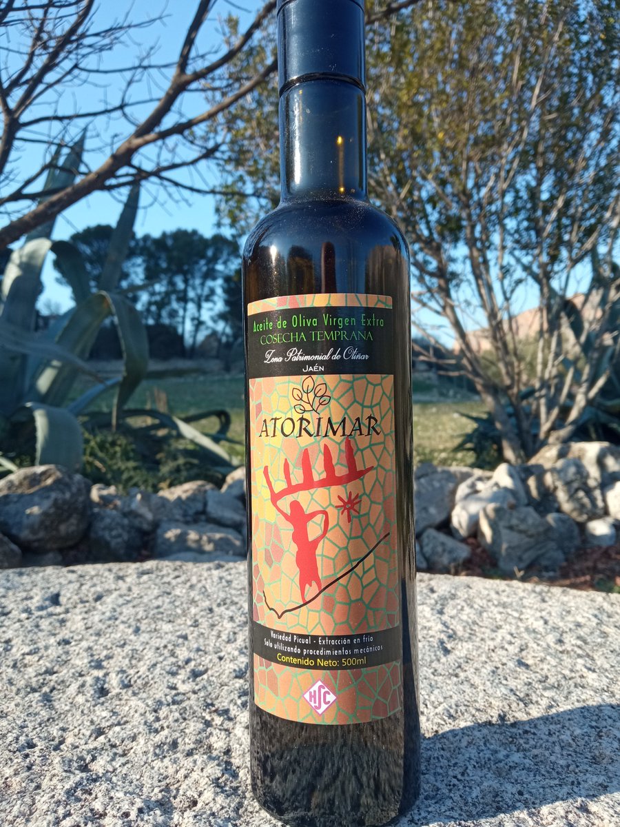 🟡 ATORIMAR, un aceite de oliva virgen extra con mucha Historia. 🌳 
Pedidos al WhatsApp 📱 675503712 ó al email 📧 haciendasantacristinajaen@gmail.com 
#otiñar #haciendasantacristina #jaen #oleoturismo #atorimar #aceitedeolivavirgenextra #evoo #aove #aceitedeoliva #oliveoil