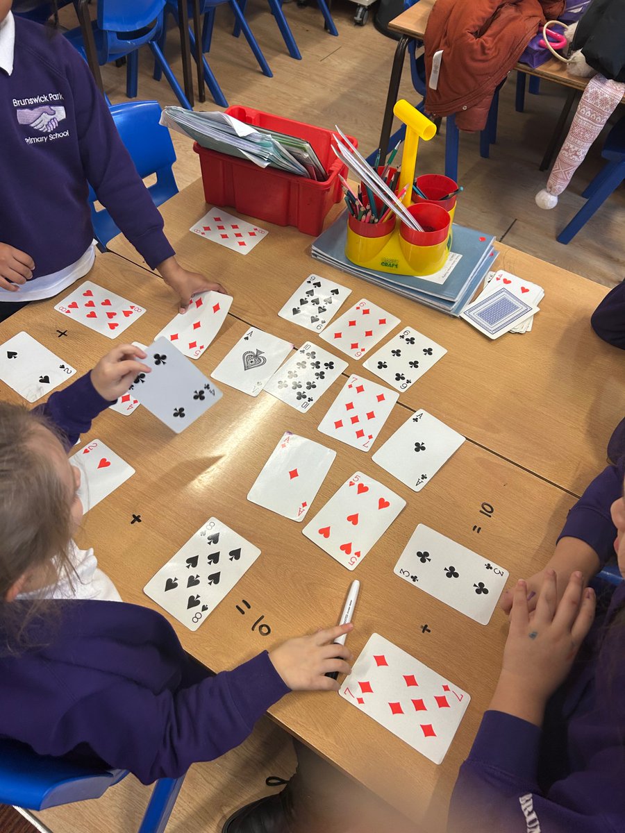 InclusionBPPS's tweet photo. Maths Club @BrunswickParkPS this week was all about card games. We played Add Ten and challenged ourselves to try to make 15! ➕ https://t.co/gwtVdxkbau