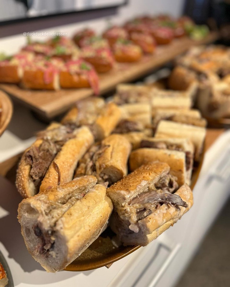 TheCooperCheese's tweet photo. Where are our "best part about the Big Game is the FOOD" fam at? 🙋🏾🙋🏼♀️🙋🏽♂️
😍 Don't be shy... share your cheesy Cooper® creations with us!
#cookingwithcooper #coopercheese #coopersharp #cooperamerican #cheesesteaks #phillycheesesteak #pizza #recipeinspo https://t.co/gYv3i0l7a9