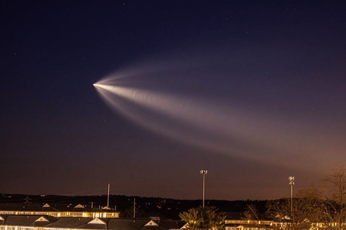 Did you see the #rocketlaunch last night? MU student Angelo Taylor (Insta handle @ astronugget96) grabbed this shot of the rocket that could be seen from campus. bit.ly/41eWzeV