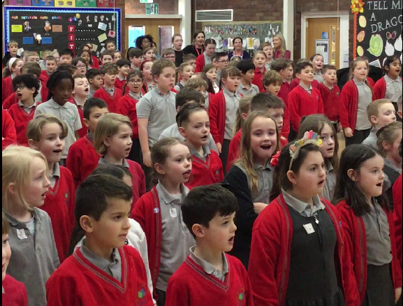 Willows_Primary's tweet photo. We had fun this afternoon joining in with the worldwide singalong for Bob Marley’s 80th birthday this afternoon.

🎂🎉
@YVconcerts https://t.co/Hgi3tVhhzo