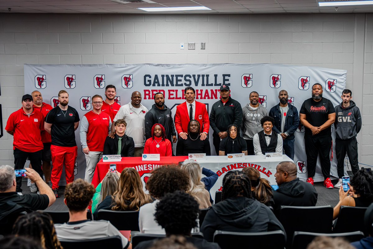 Congratulations to a Special Group…

#BoysToMen  |  🔴🐘🏈