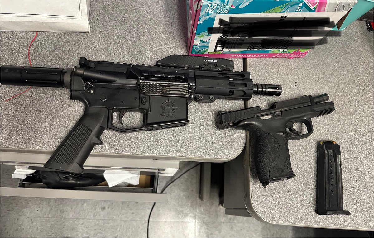 After weeks of deploying to assist those recovering from the Palisades Fire <a href="/LAPD_Southwest/">LAPD Southwest</a> officers continue to target violent street gang members. While monitoring a “hood day” officers safely detained several and removed these guns from the street. #copsmatter <a href="/LAPPL/">Los Angeles Police Protective League</a>