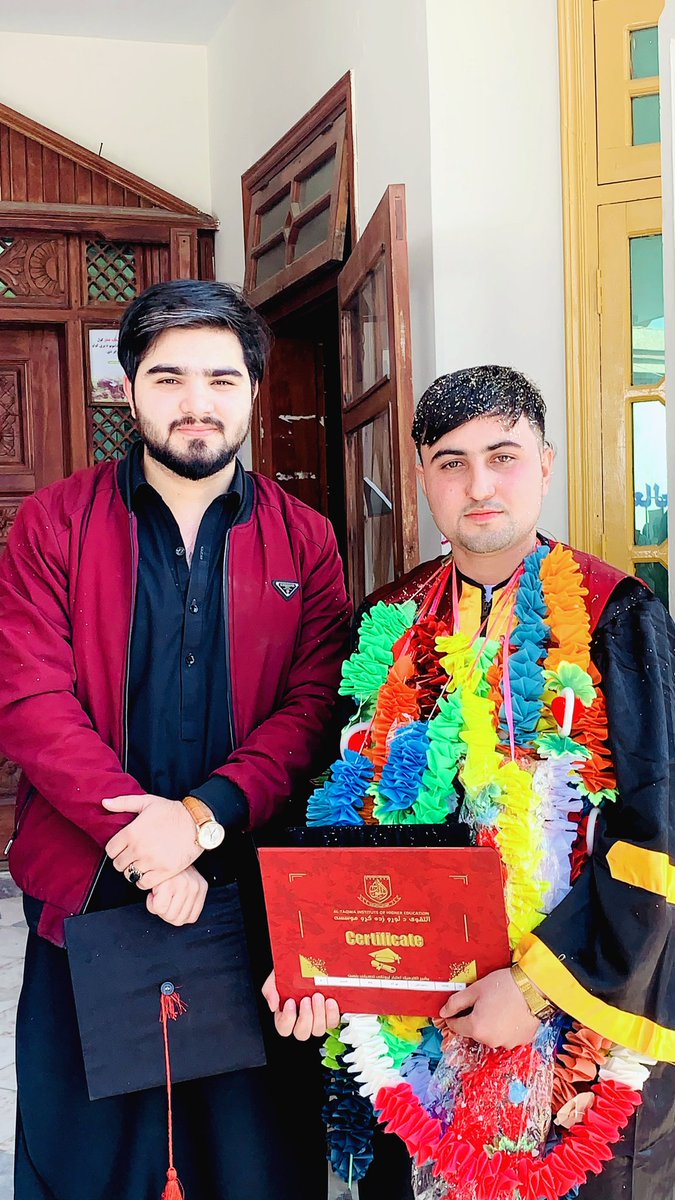 Graduation Ceremony!🧑🏻‍🎓
BBA Department, Faculty of Economics,
This is not yet the end, but it's just the beginning of a new chapter☺️
Thank you to everyone who supported me along the way. Excited for what’s next!