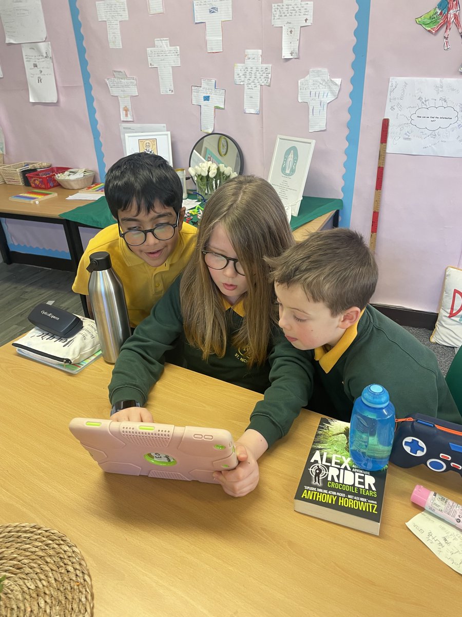 wlstnicholasps1's tweet photo. P4 have been evaluating all of their 'human organs' science learning through creating their very own Blooket! We worked collaboratively to generate some tricky questions and then of course, enjoyed playing our own quiz together! #digitallearningstnics #stemstnics https://t.co/AoWv4kQdWQ