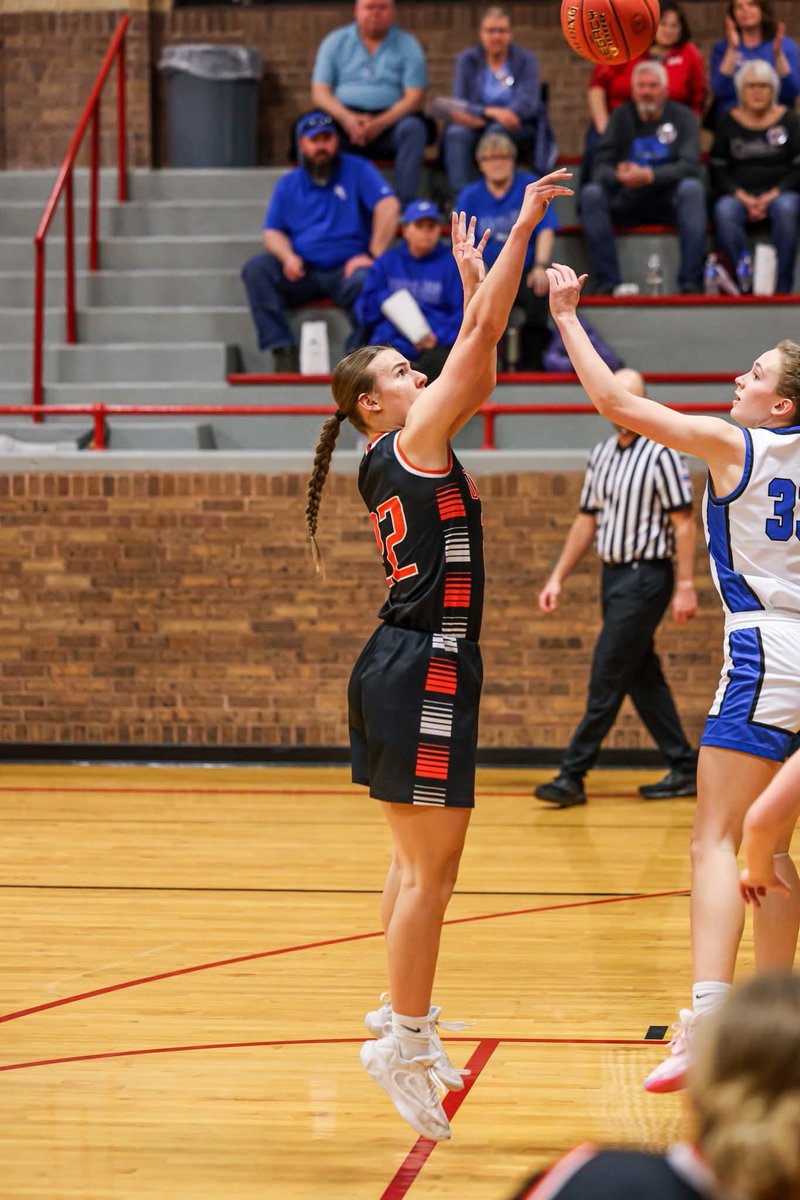 Lani Speer from Dighton had a big game last night 30 points, 15 rebounds, 3 steals, and 4 blocks against Decatur Community in a 44-30 win. With the win, Dighton has matched their win total from last year and sit at 9-7 on the year. Speer is averaging just shy of a double-double