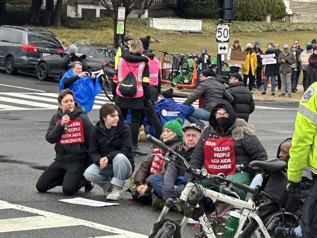 Benjamin Ryan tweet media