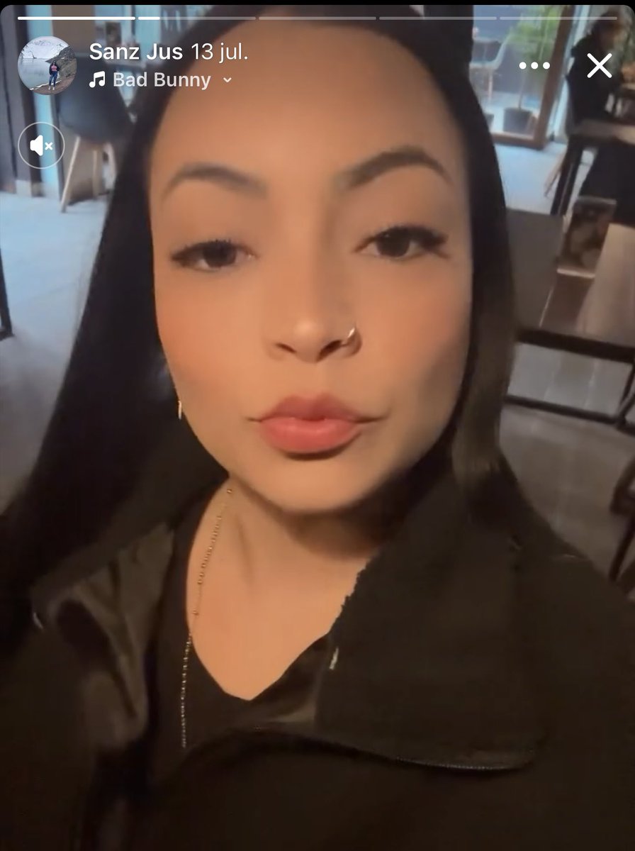 Pixies_cl's tweet image. DIFUNDAN LA CARA DE JUSKEY DAYARYS SANZ ZAMBRANO, LA VENEZOLANA QUE ATACÓ AL CONSERJE CHILENO Y MANDÓ A SUS MATONES VENEZOLANOS.

RECUERDEN NO ARRENDARLE, COMPRARLE NI VENDERLE A LOS VENEZOLANOS❗️