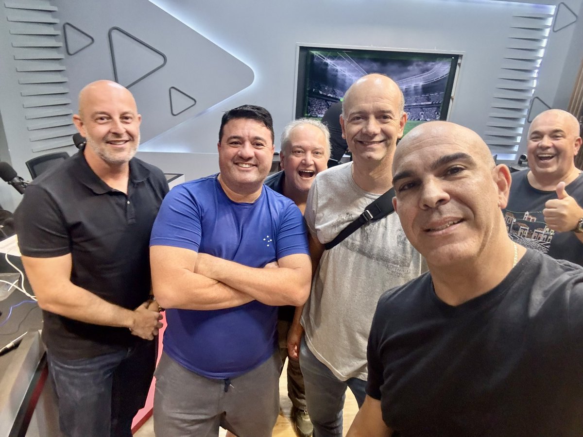 Sempre um prazer participar do 98 Futebol Clube. Resenha boa e divertida.