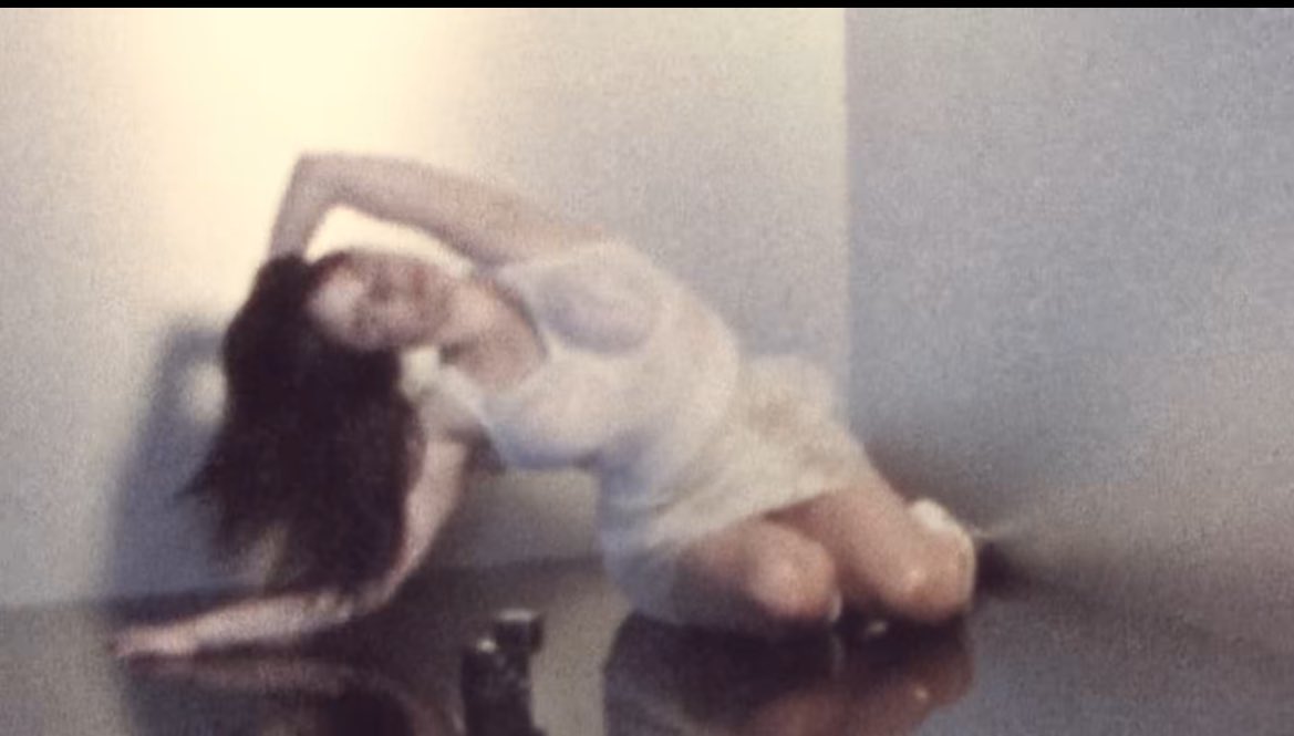 acervo billie eilish tweet media