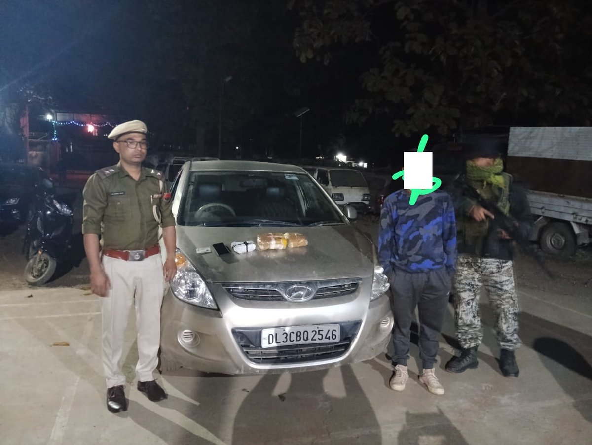 On 06.02.2025, Security Forces arrested one person namely Zamkholun Baite (40) of Songdo village, Churachandpur Sub-Division, Churachanpur District from Moreh Gate No. 1, Assam Rifles checkpost under Moreh-PS, Tengnoupal District. The following items were seized from his