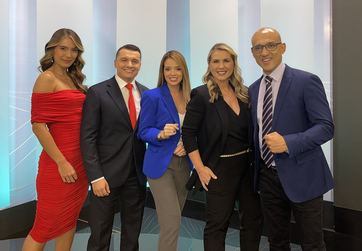 cboterom's tweet photo. Las mañanas en @Teleantioquia tienen contenido informativo, noticioso, de actualidad, deportes, cultura y sobre todo alegría, pasión y corazón ♥️ 
Véanos de Lunes a Viernes de 6 a 8 am en el canal de los Antioqueños. 
Los y las esperamos. https://t.co/LFjipMs2xw