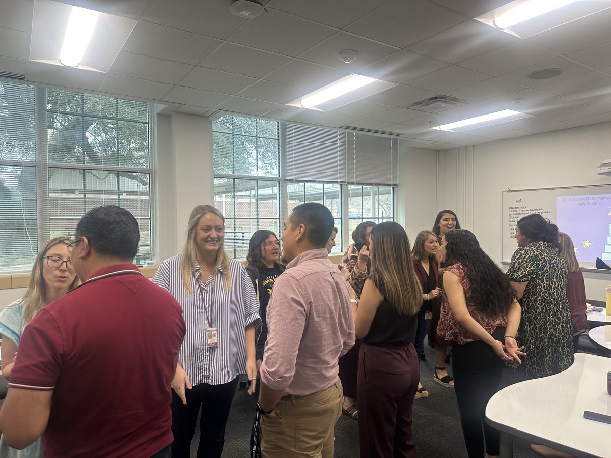 Stephaine Camarillo (@stepharillo) on Twitter photo Future Leaders <a href="/LockhartISD/">Lockhart ISD</a> learning about making professional development engaging and high quality! #UnlockingPotential Future Leaders <a href="/LockhartISD/">Lockhart ISD</a> learning about making professional development engaging and high quality! #UnlockingPotential