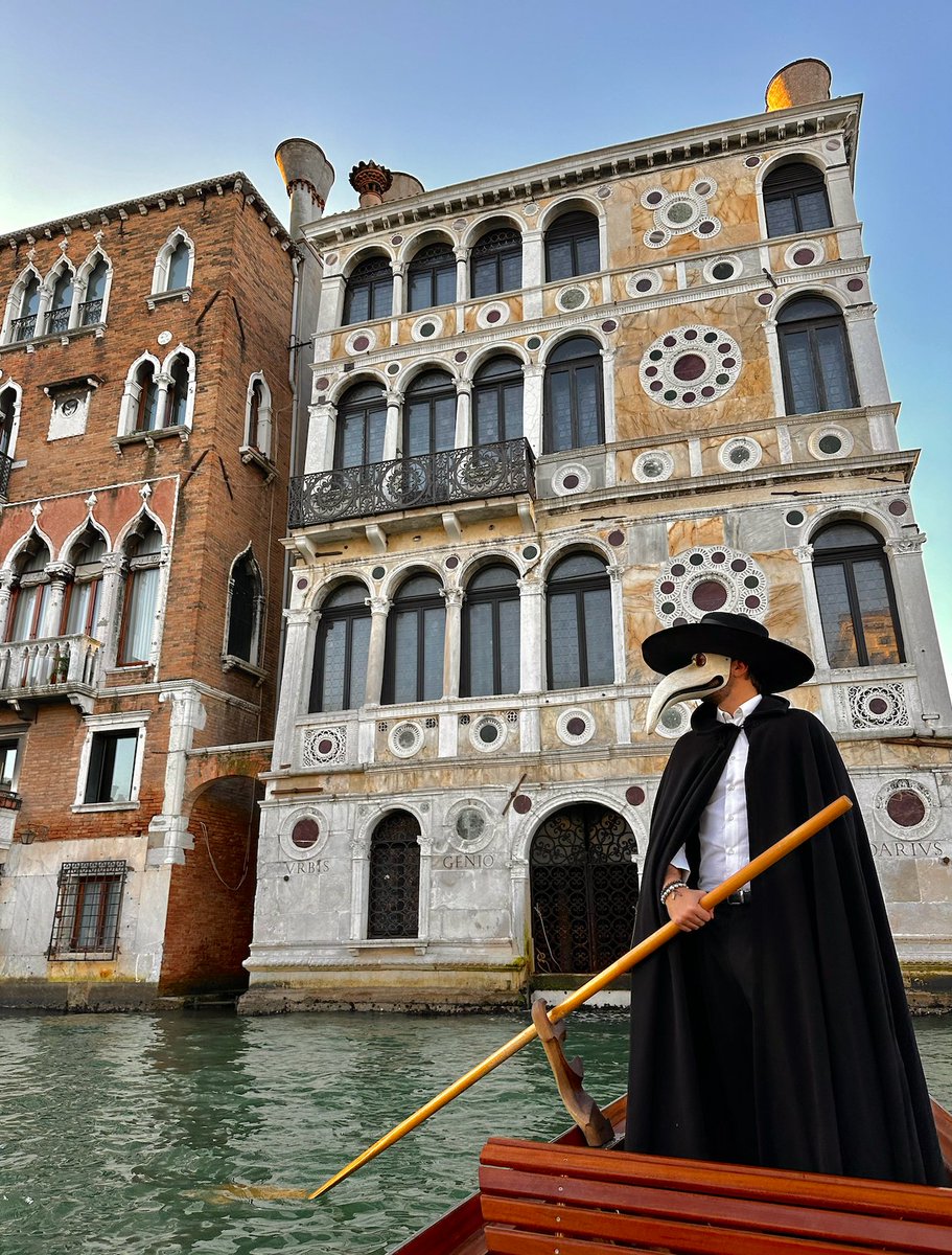 #AbstractStream 
<a href="/AbstractChain/">Abstract</a> 

Waiting for the creator role to be granted, here are some curiosities about the mask I'm wearing in this picture; the same mask I will be wearing during my streams around the city.

The Plague Doctor Mask became a symbol of Venetian Carnival,