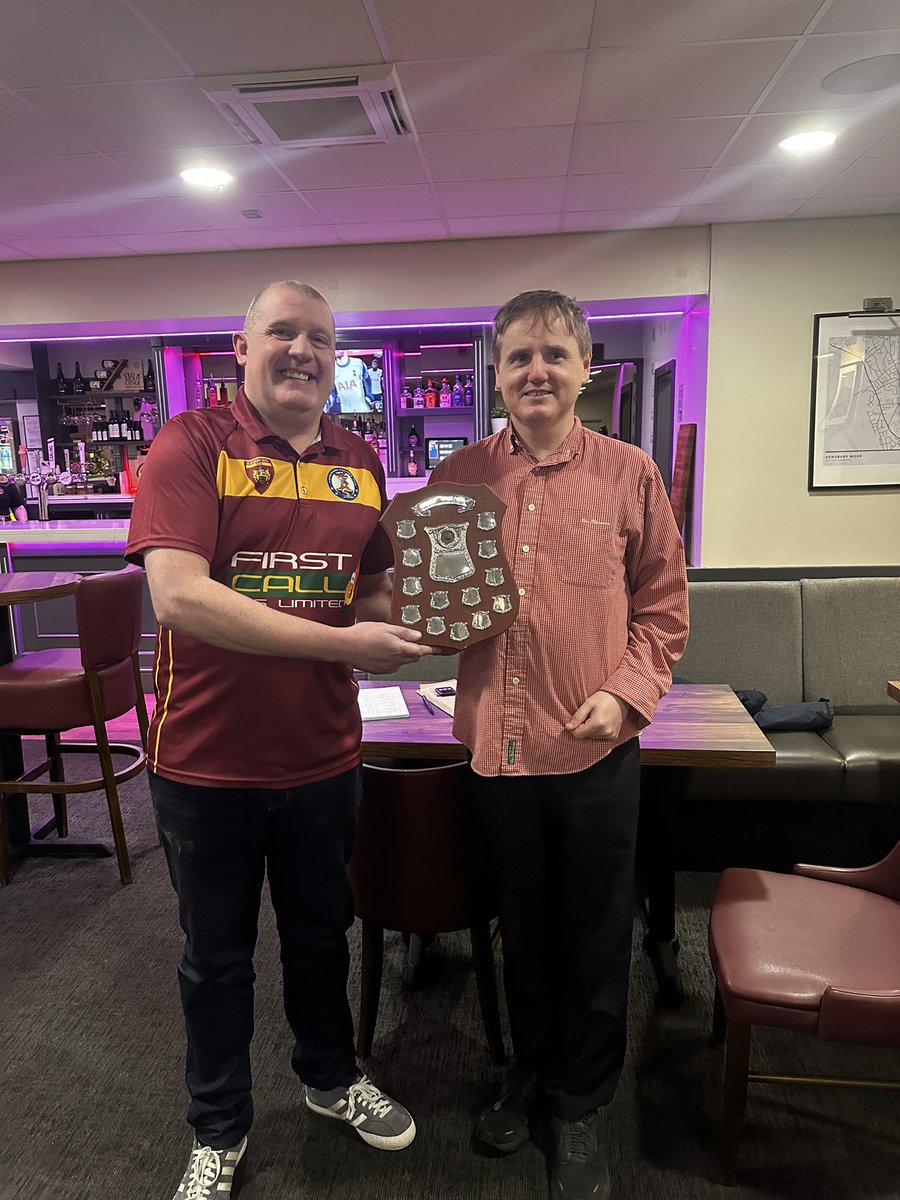 facebook.com/share/1e6uSbjf… <a href="/Kevadderley/">Kevin Adderley</a> takes the first club night title of 2025 <a href="/dewsburymoorARL/">Dewsbury Moor Sports Club</a>
