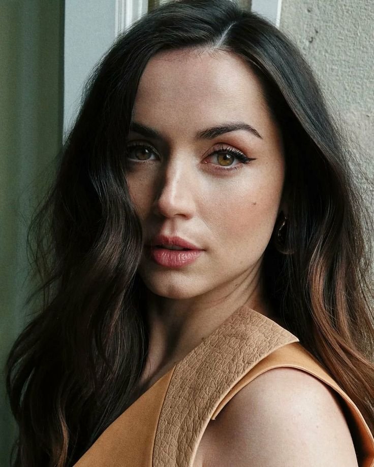 ana de armas fans (@dearmasonly) on Twitter photo 