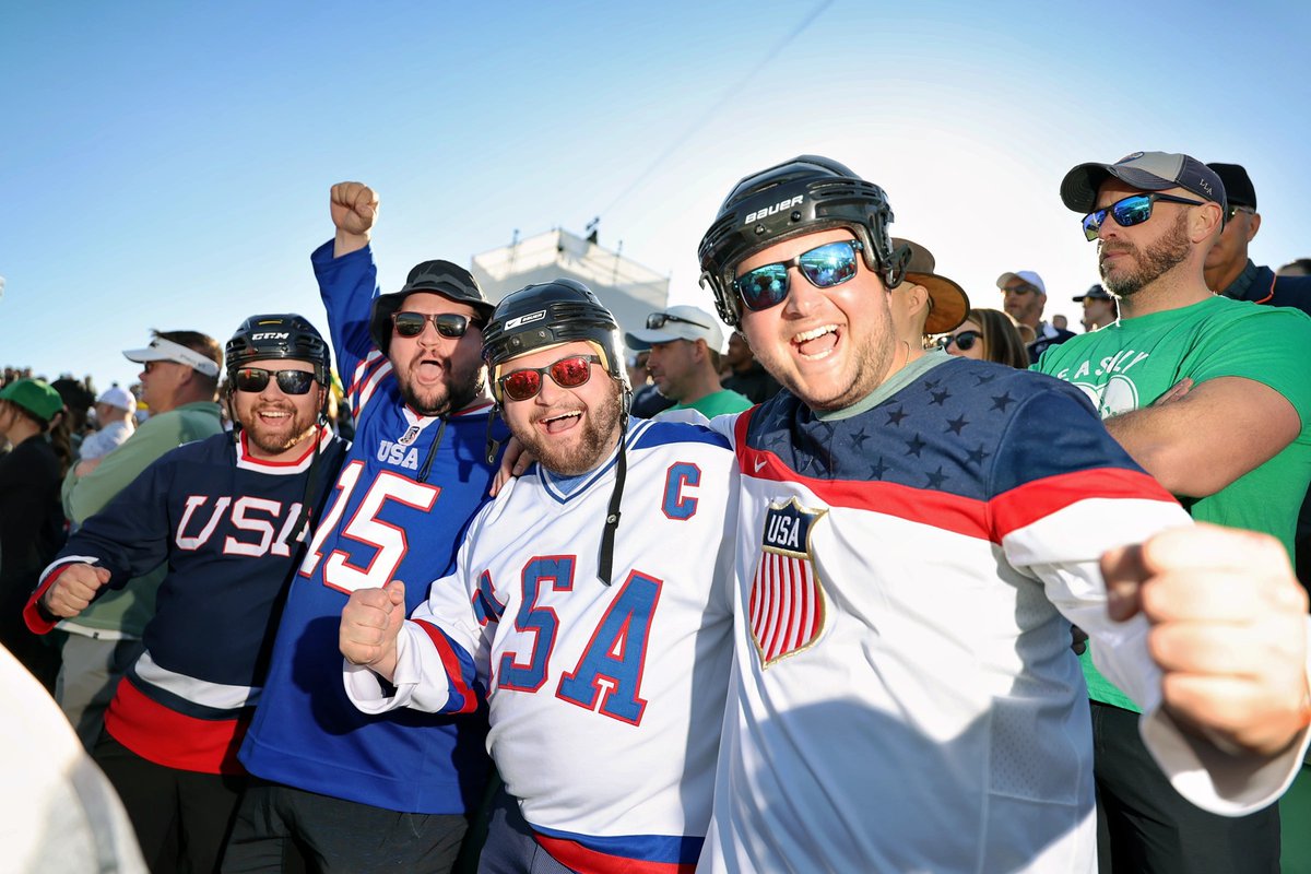 Matching outfits for the win.