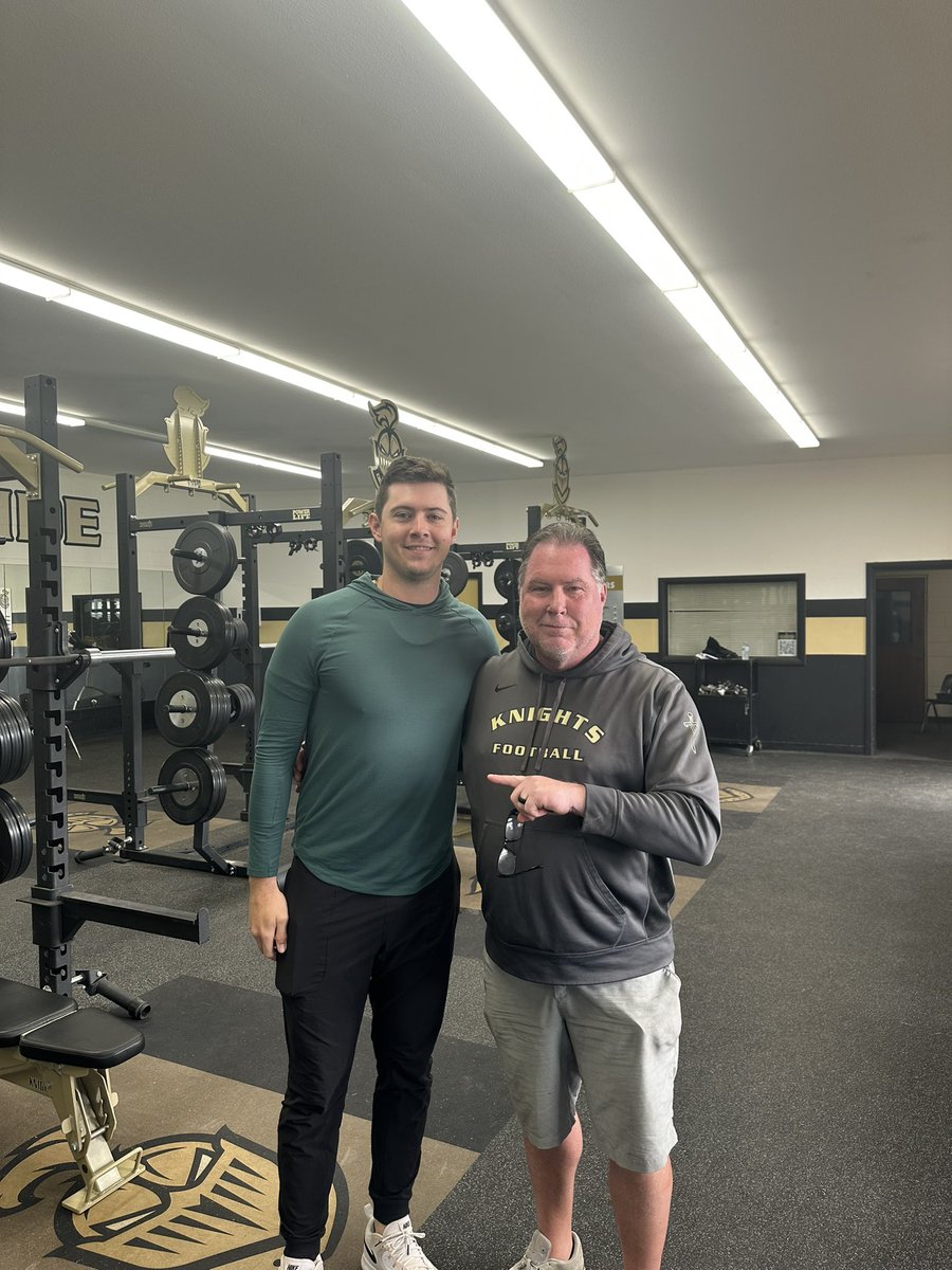 BMHS Football π (@bmhsgridiron) on Twitter photo Thank you to Daniel Susac, 2022 first round pick of the Oakland Aβs for using our top notch weight room before he heads off for pitcher/catcher training in Arizona. Best of luck! #bmhs #athletics #baseball #football <a href="/coachhodgkiss/">Ed Hodgkiss</a> <a href="/OaklandAs/">Oakland Athletics</a> <a href="/knights_bmhs/">Bishop Montgomery Athletics</a> Thank you to Daniel Susac, 2022 first round pick of the Oakland Aβs for using our top notch weight room before he heads off for pitcher/catcher training in Arizona. Best of luck! #bmhs #athletics #baseball #football <a href="/coachhodgkiss/">Ed Hodgkiss</a> <a href="/OaklandAs/">Oakland Athletics</a> <a href="/knights_bmhs/">Bishop Montgomery Athletics</a>