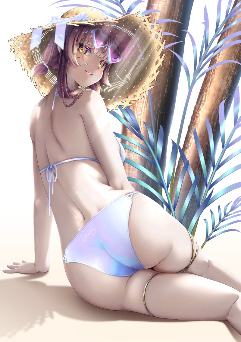 New illustration !

Just a random OC 🏝️👙