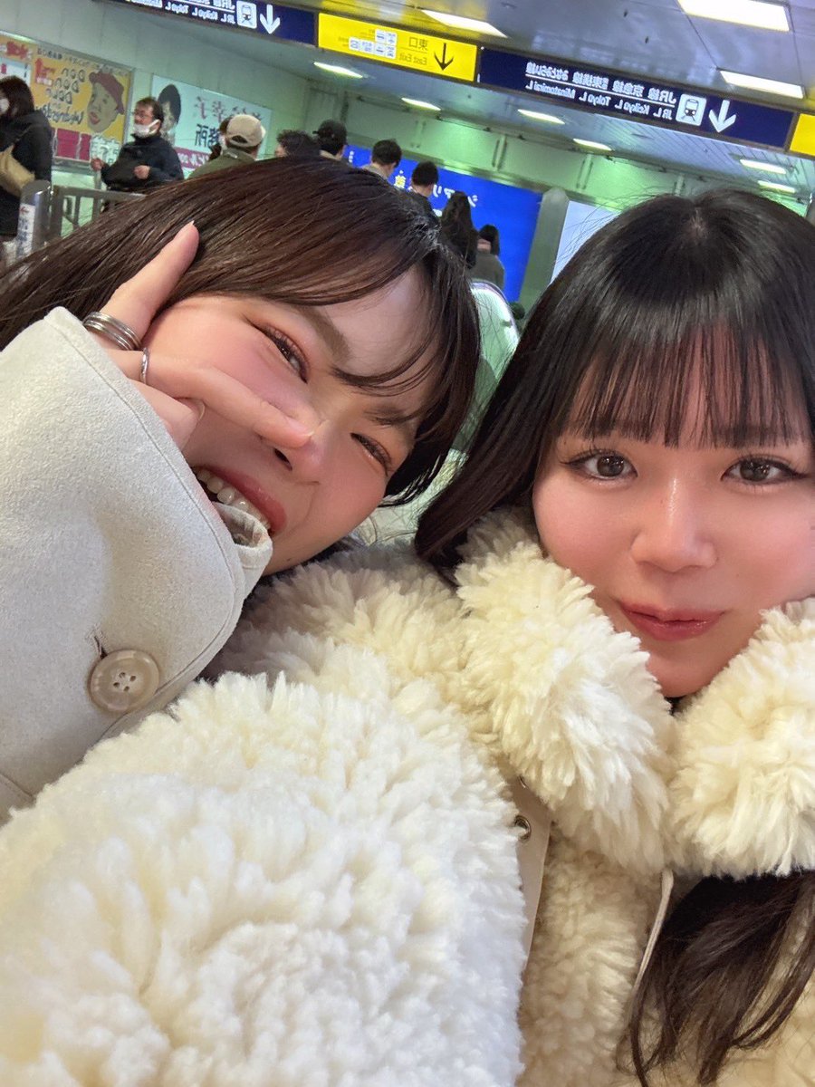 1603_29's tweet photo. だいすきな場所にだいすきな人と行っただよ♡ https://t.co/bqnwmMkH5y